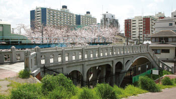 眼鏡橋